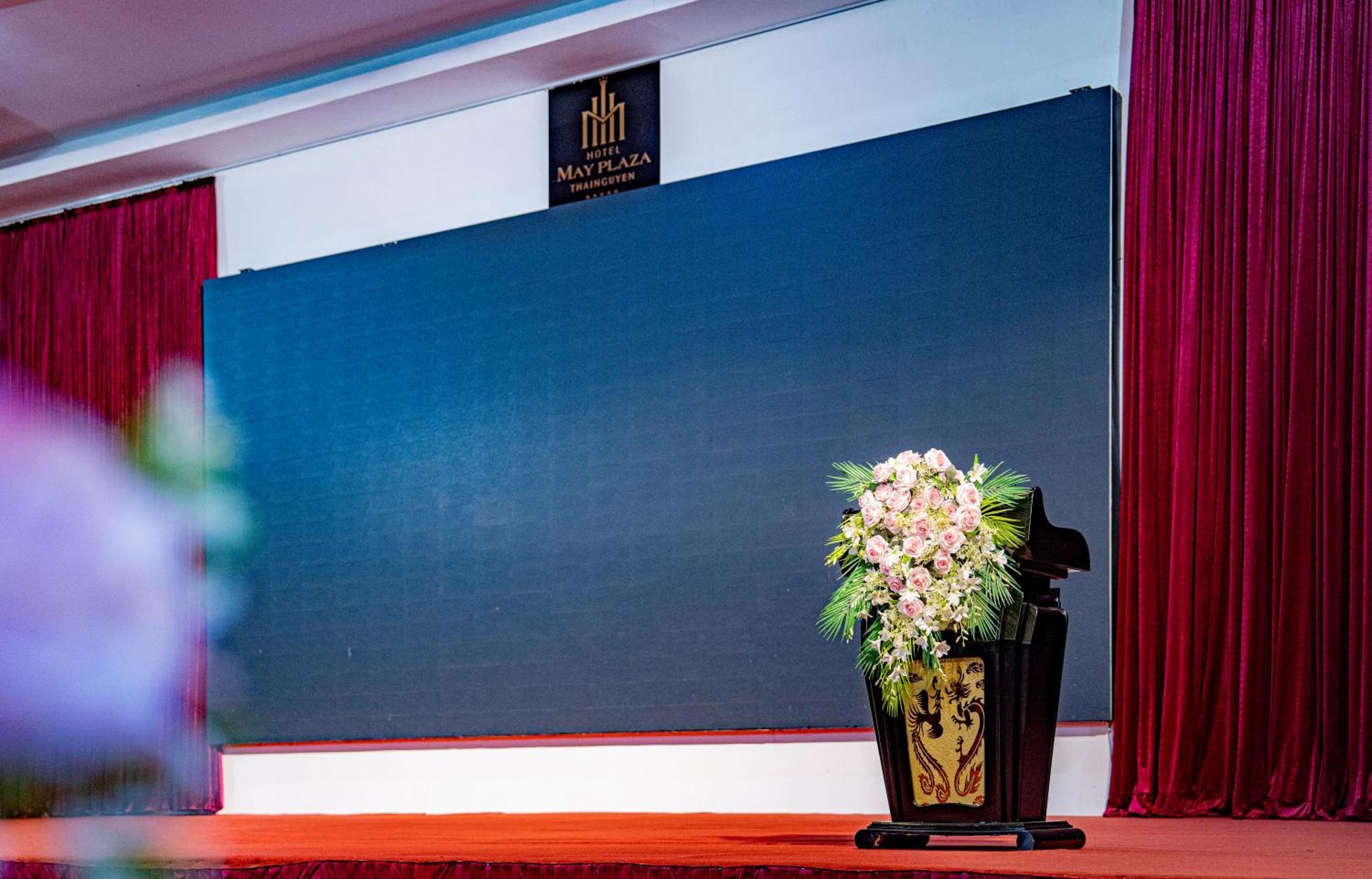 May Plaza Hotel Thái Nguyên Buitenkant foto